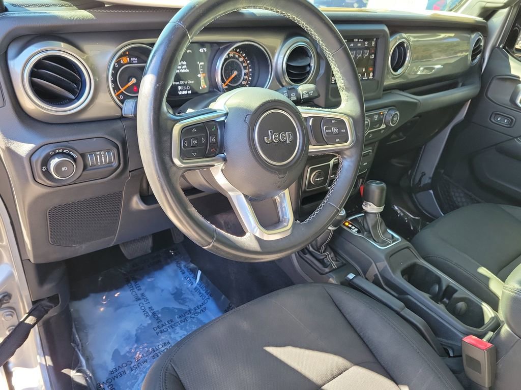 Used 2019 Jeep Wrangler Unlimited Sahara image 23