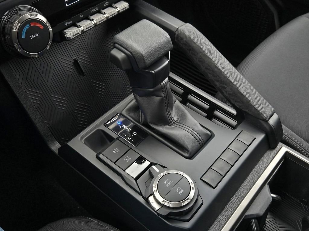 Used 2025 Toyota Tacoma SR5 image 18