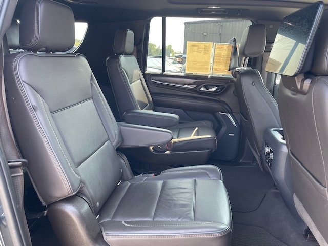 Used 2021 GMC Yukon XL Denali w/ Denali Premium Package image 23