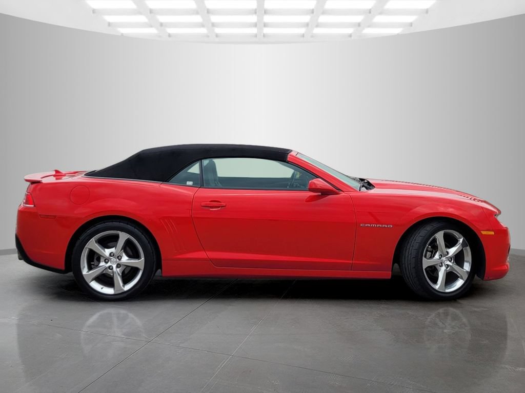 Used 2015 Chevrolet Camaro LT w/ RS Package RWD image 4