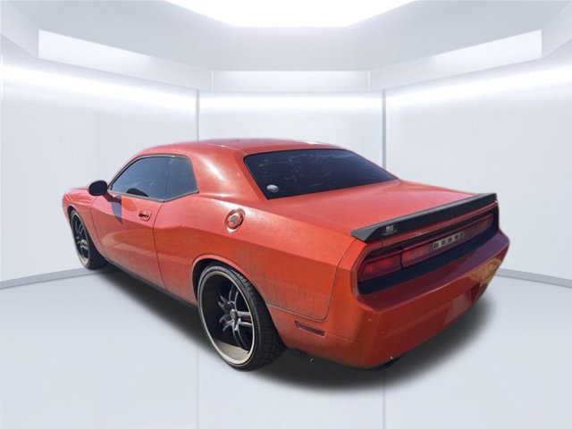 Used 2010 Dodge Challenger R/T RWD image 7