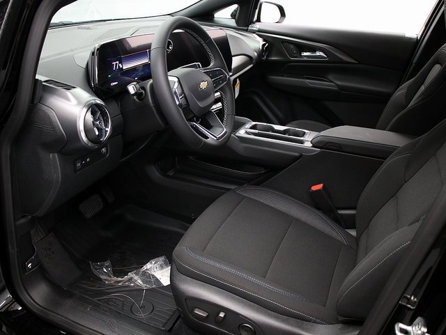 New 2026 Chevrolet Equinox EV LT w/ Comfort Package image 11