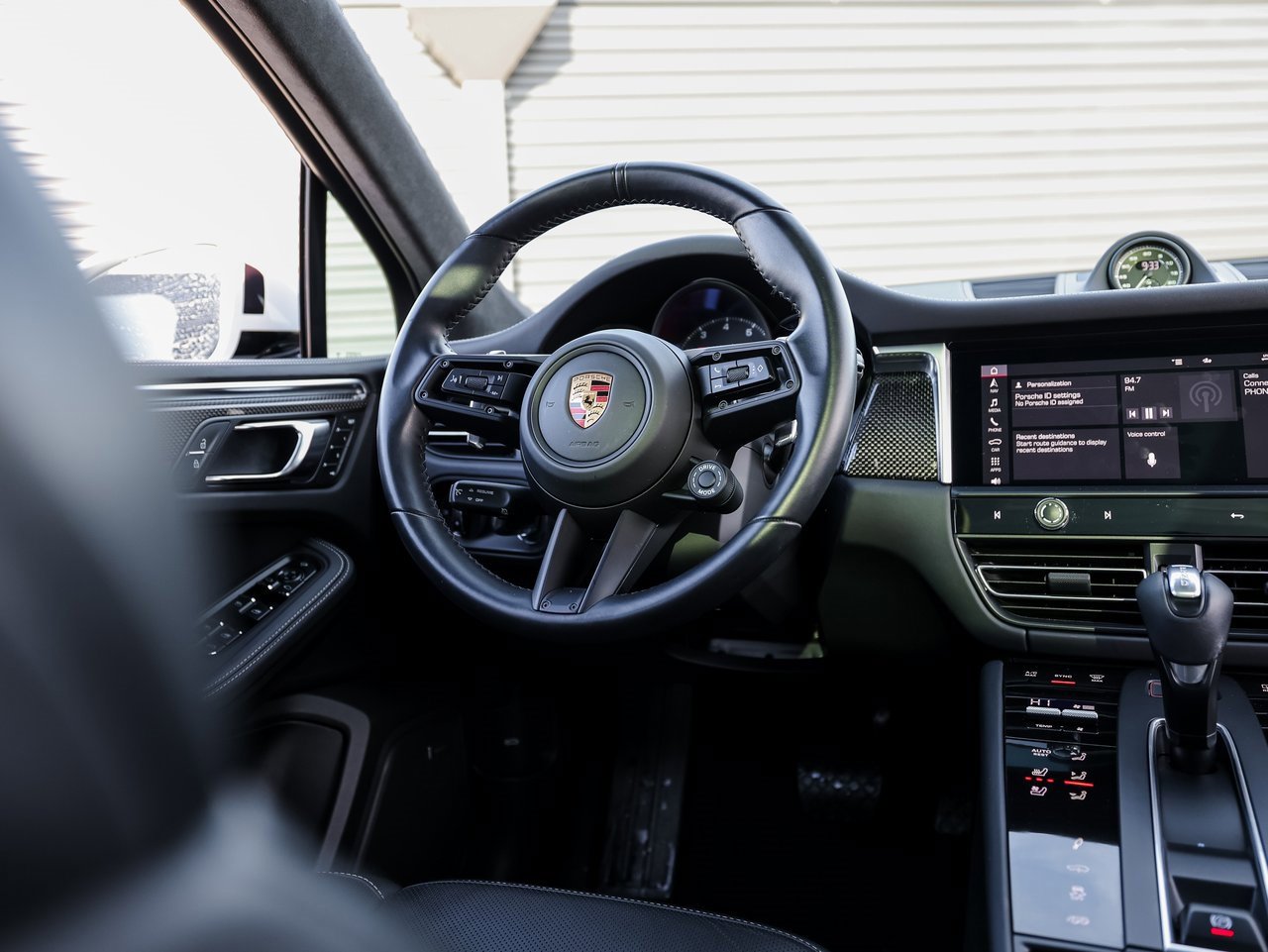 Certified 2022 Porsche Macan GTS image 26