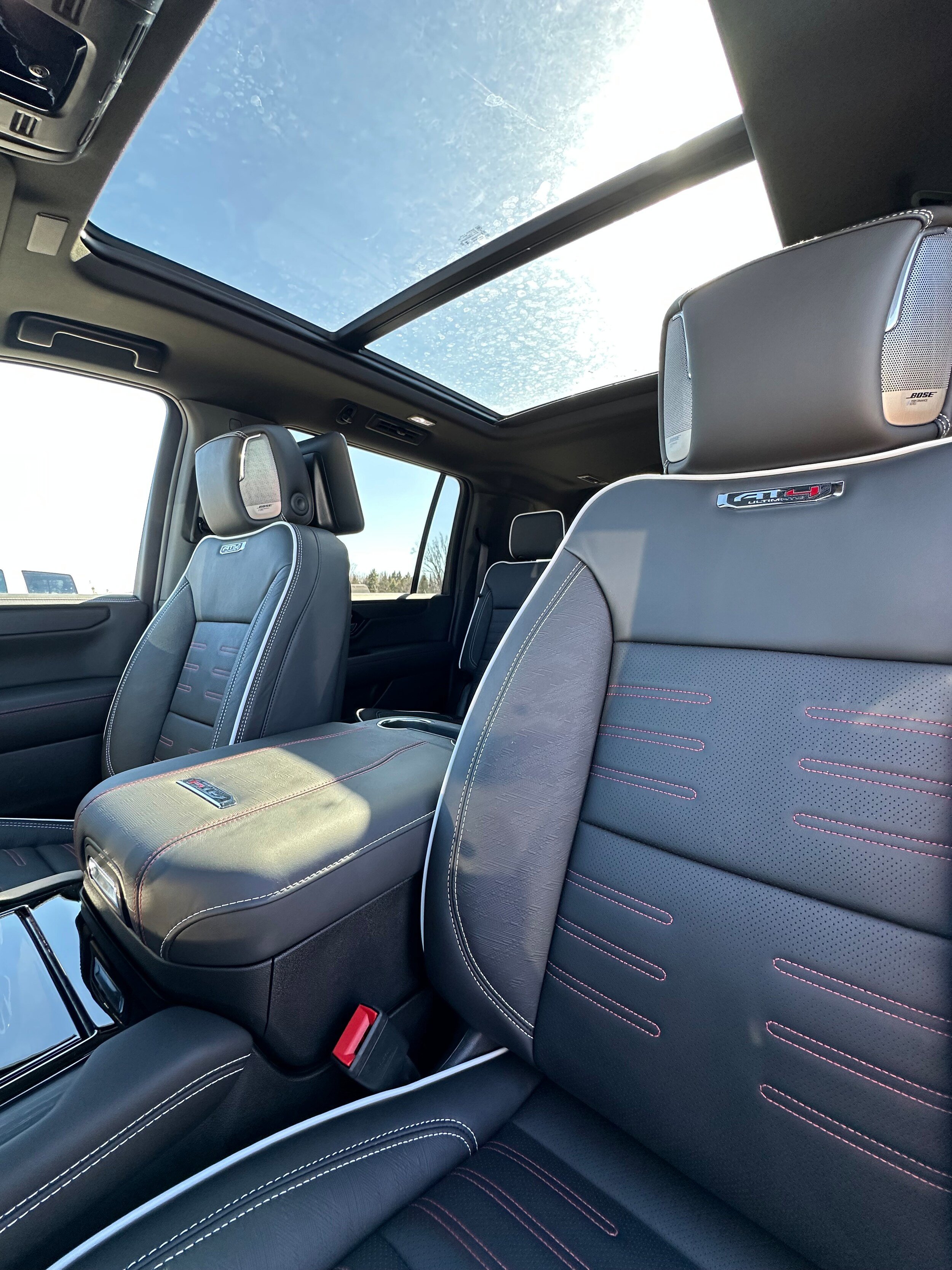 New 2026 GMC Yukon XL AT4 Ultimate AWD/4WD image 14