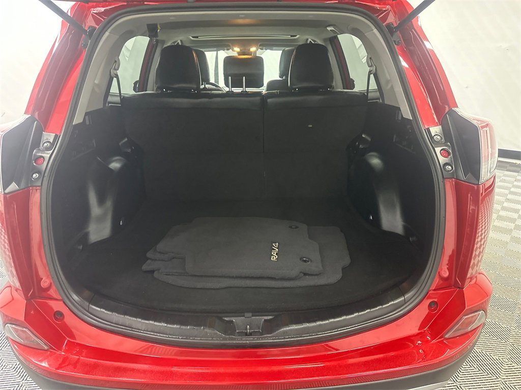 Used 2017 Toyota RAV4 XLE image 19