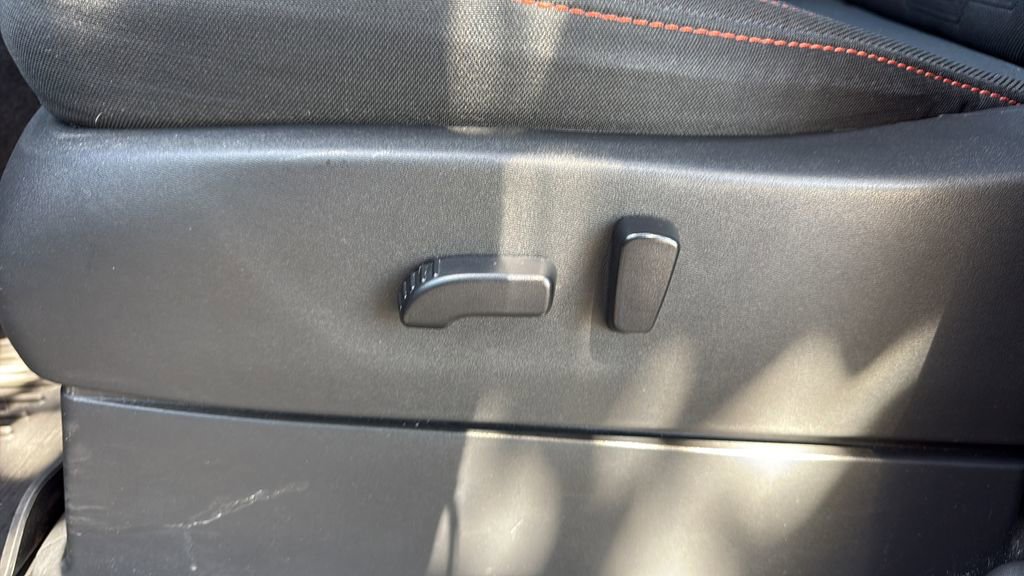 Used 2022 Nissan Frontier Pro-X image 7