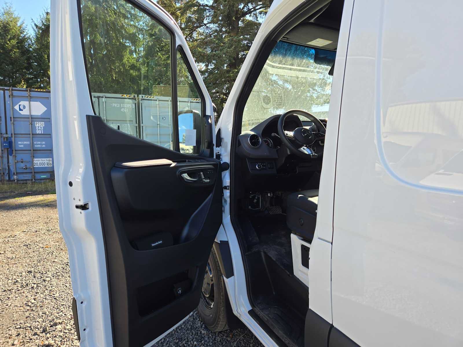 New 2026 Mercedes-Benz Sprinter 2500 image 19