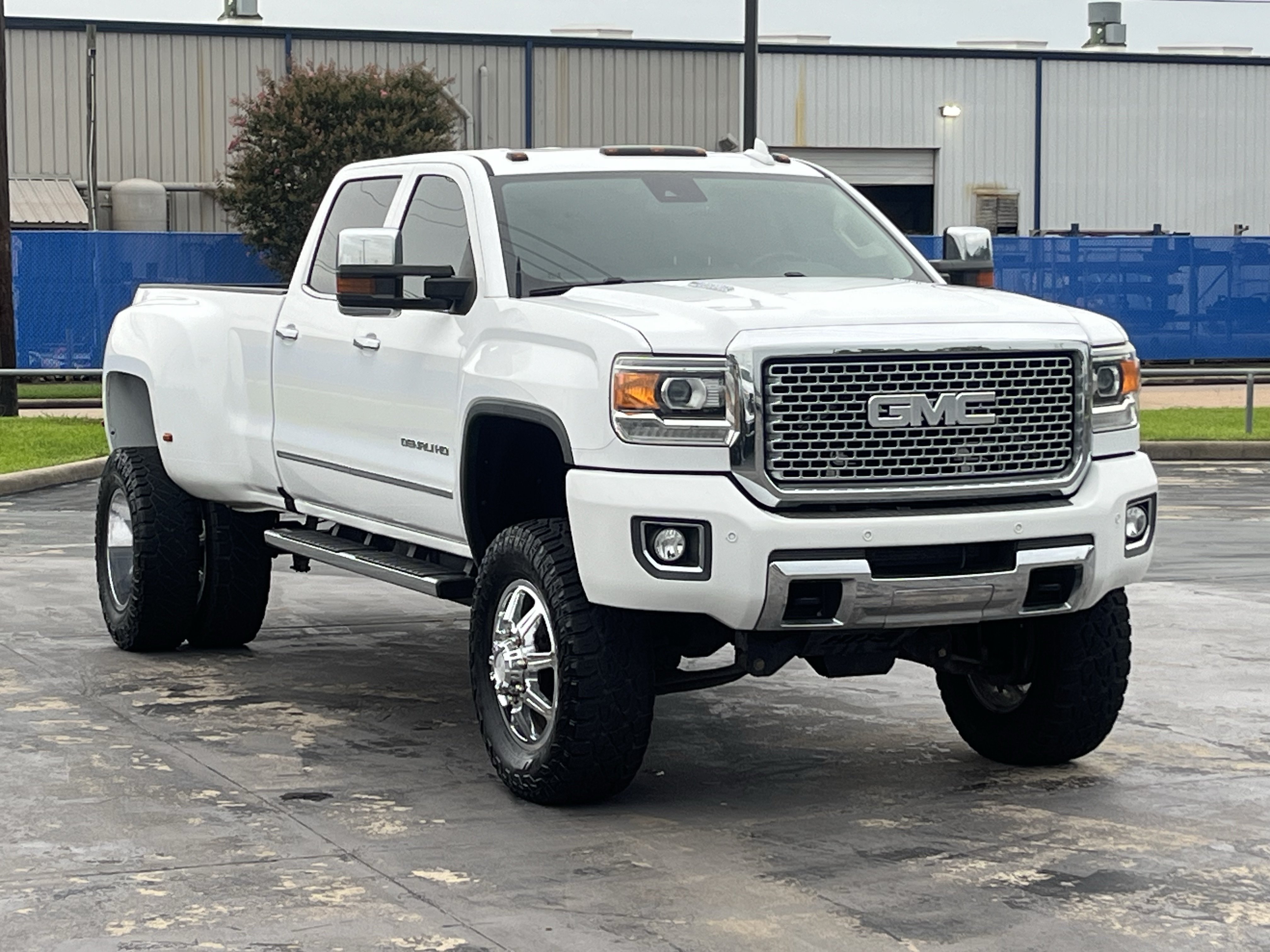 Used 2016 GMC Sierra 3500 Denali w/ Duramax Plus Package AWD/4WD image 3