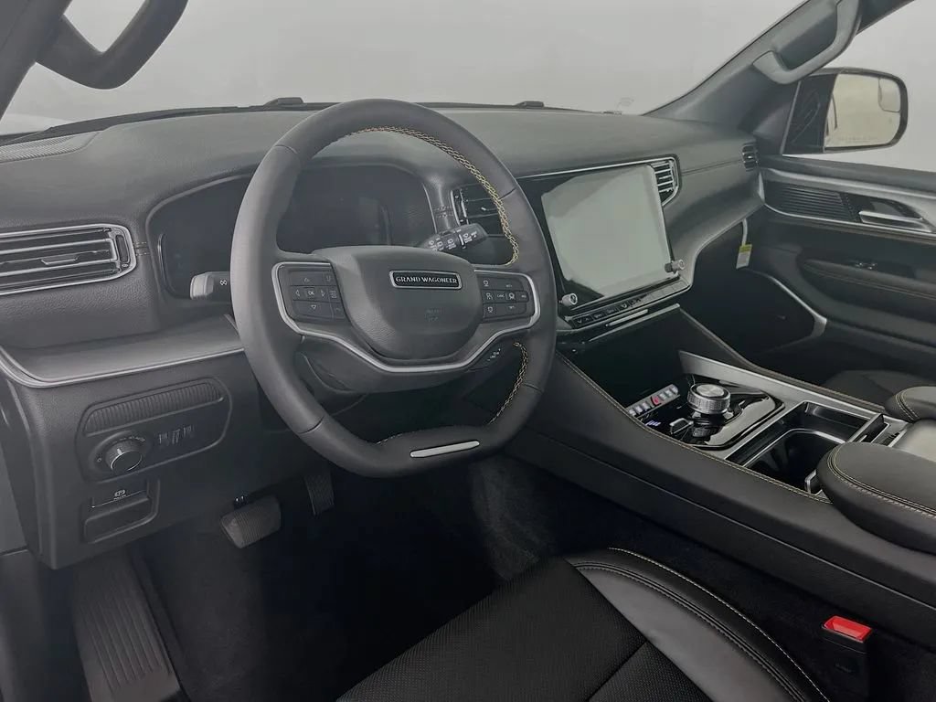 New 2026 Jeep Grand Wagoneer 4WD image 10