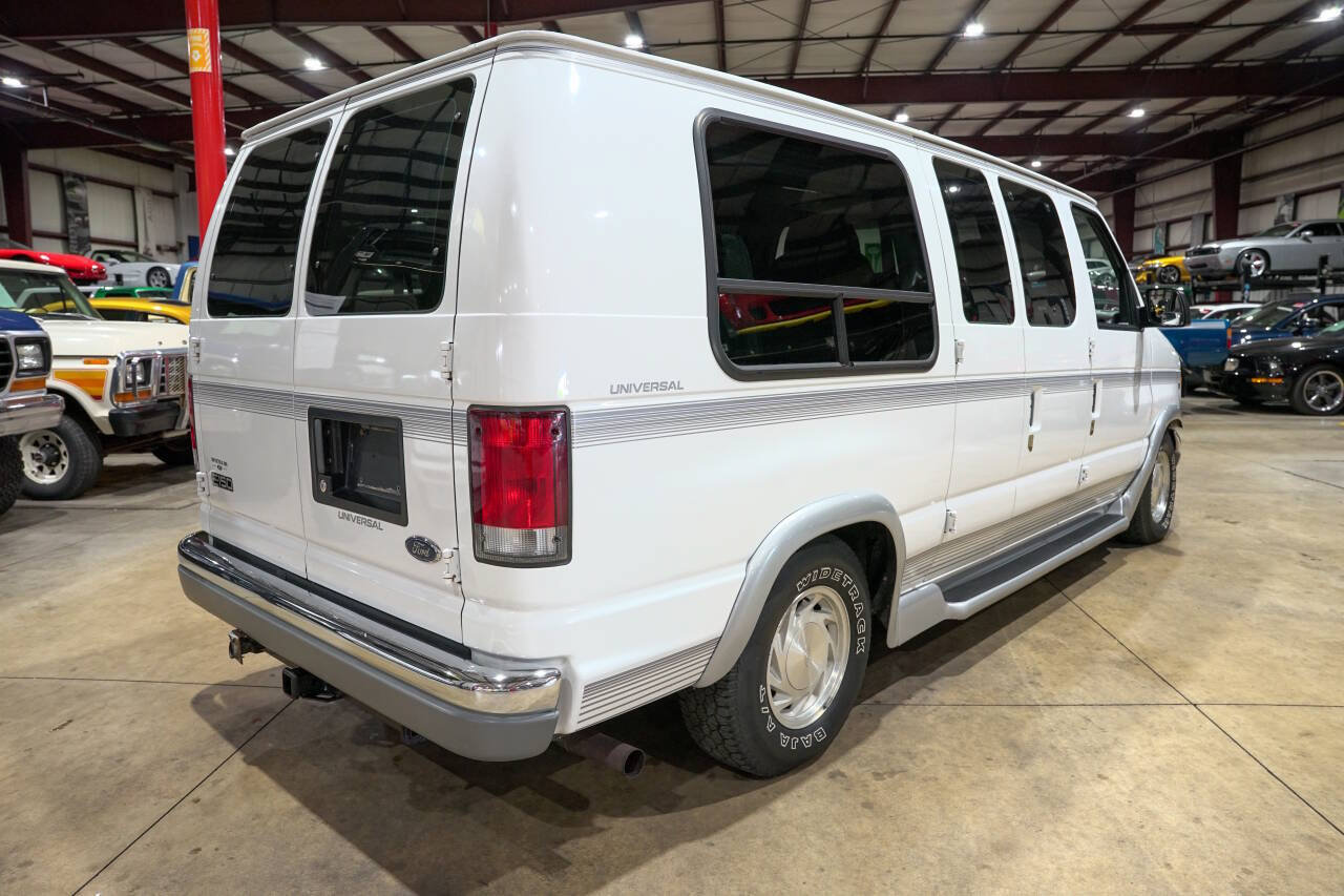 Used 1999 Ford E-150 and Econoline 150 RWD image 8