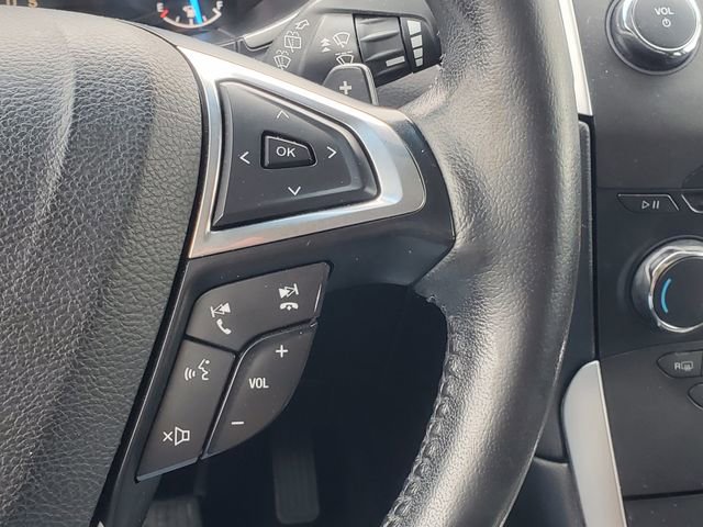 Used 2015 Ford Edge SEL image 17