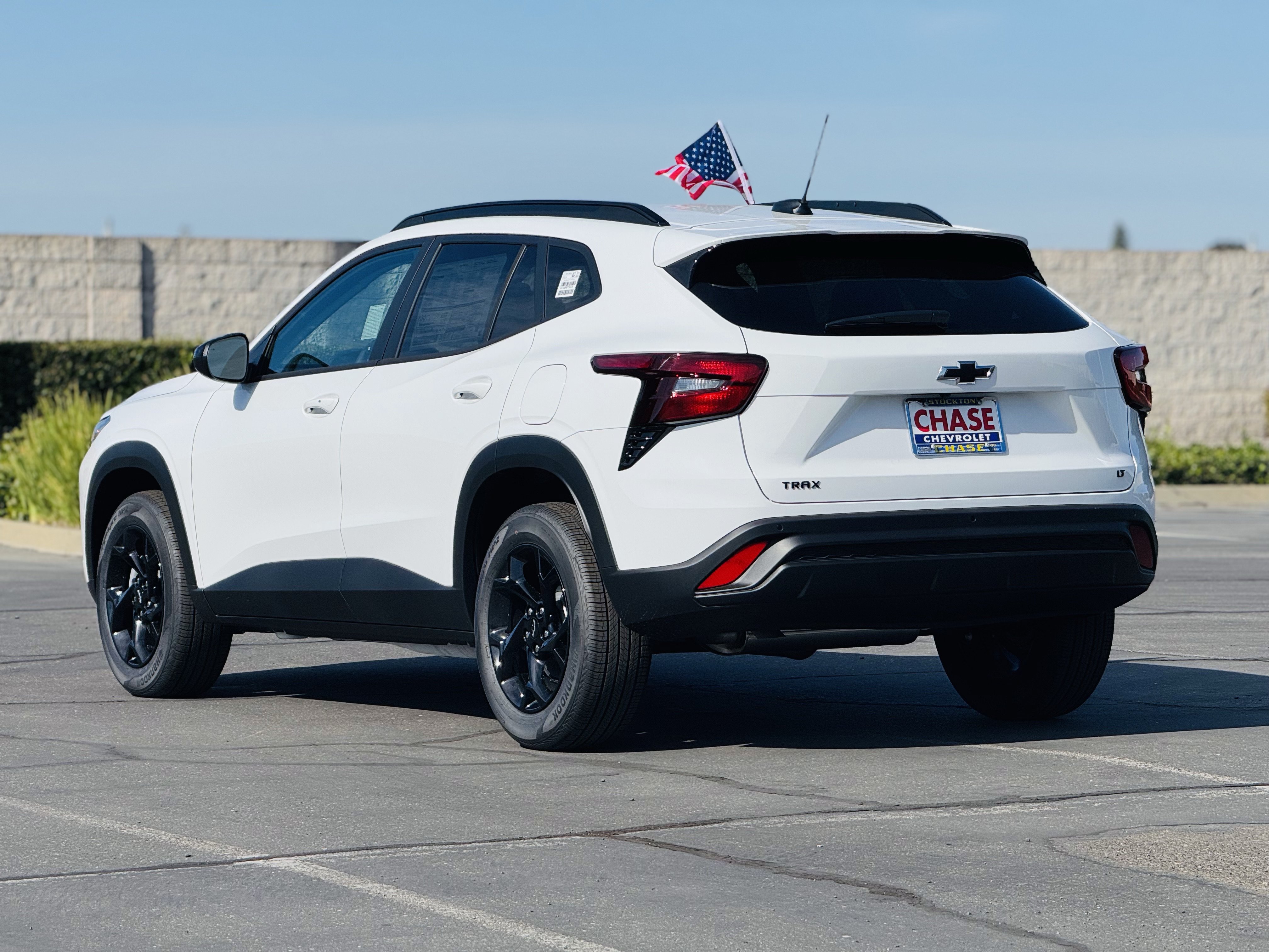New 2026 Chevrolet Trax LT w/ Driver Confidence Package FWD image 5