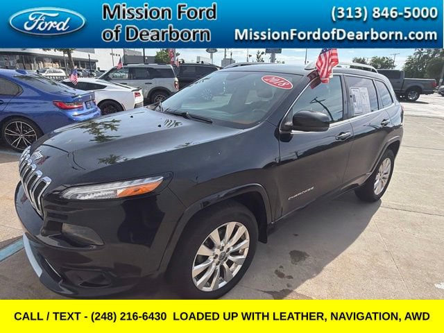 Used 2018 Jeep Cherokee Overland AWD/4WD image 3