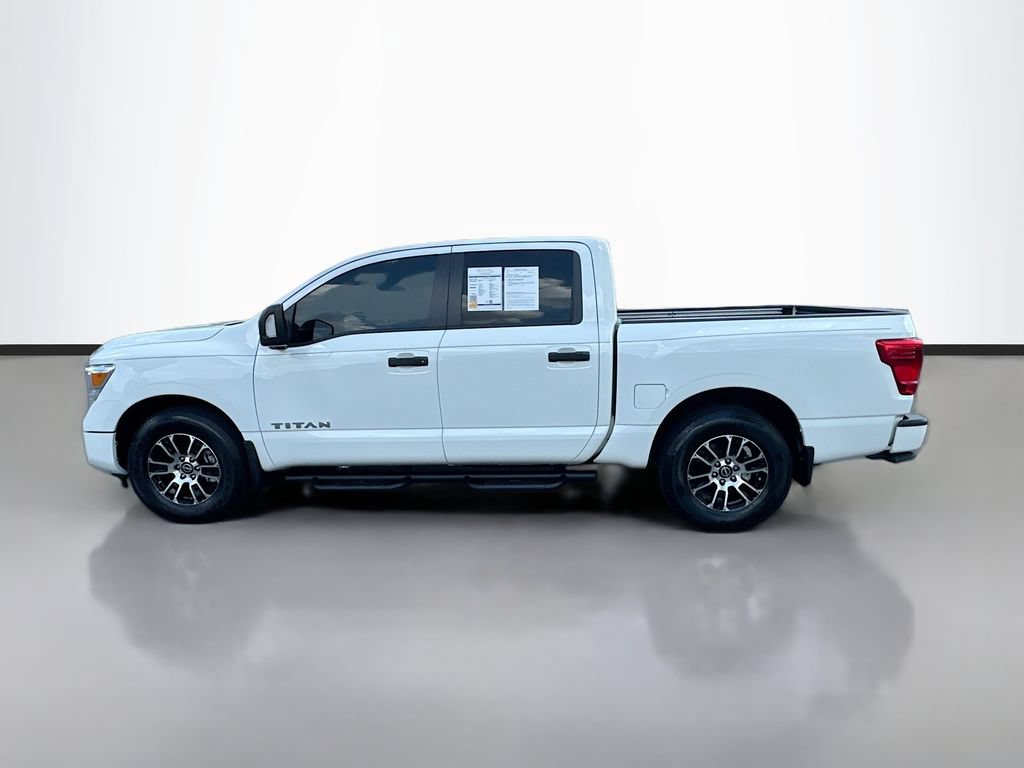 Certified 2024 Nissan Titan SV w/ SV Convenience Package RWD image 4