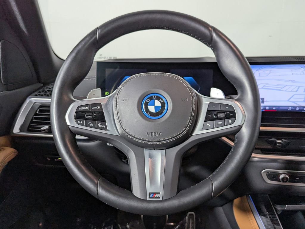 Used 2025 BMW X5 xDrive50e w/ M Sport Package AWD/4WD image 31