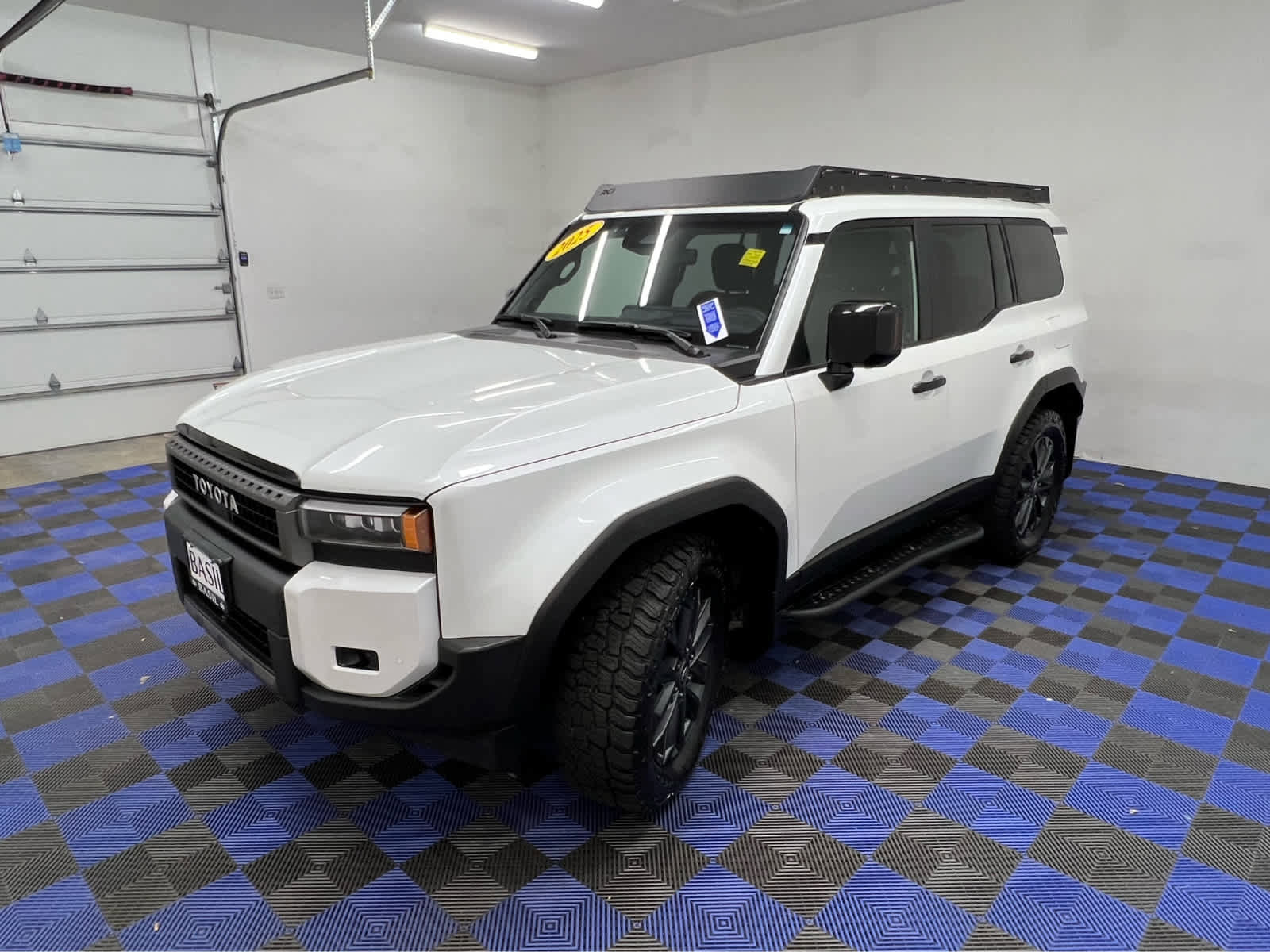 Used 2025 Toyota Land Cruiser image 3