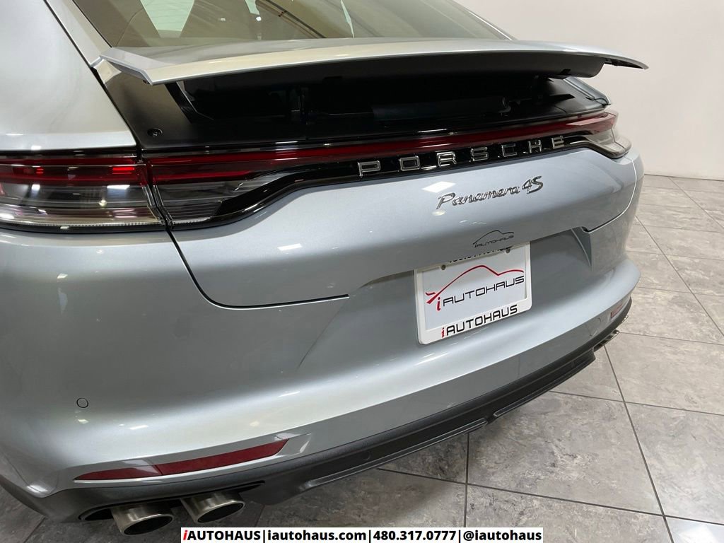 Used 2022 Porsche Panamera 4S w/ Premium Package image 44