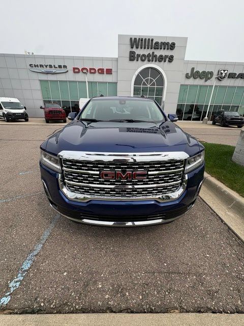 Used 2023 GMC Acadia Denali AWD/4WD image 5