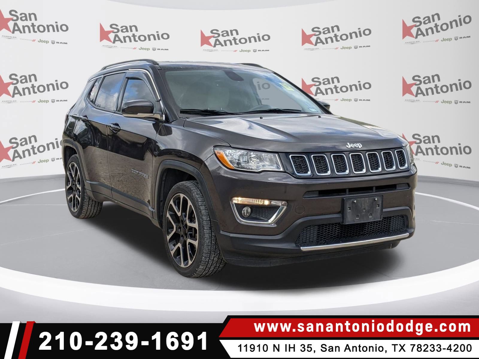 Used 2018 Jeep Compass Limited w/ Navigation Group