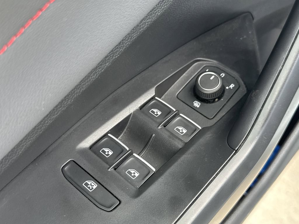 Used 2025 Volkswagen Jetta GLI Autobahn w/ GLI Black Package image 10