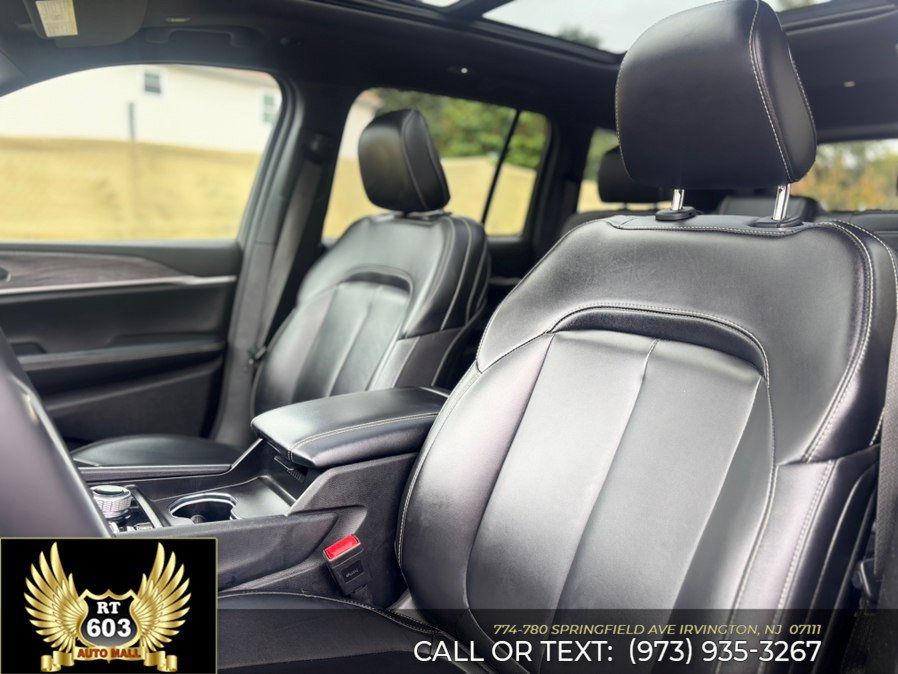 Used 2024 Jeep Grand Cherokee Limited 4xe AWD/4WD image 19