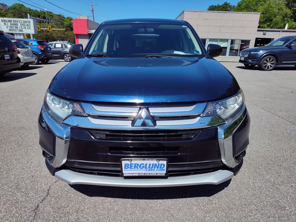 Used 2016 Mitsubishi Outlander AWD image 9