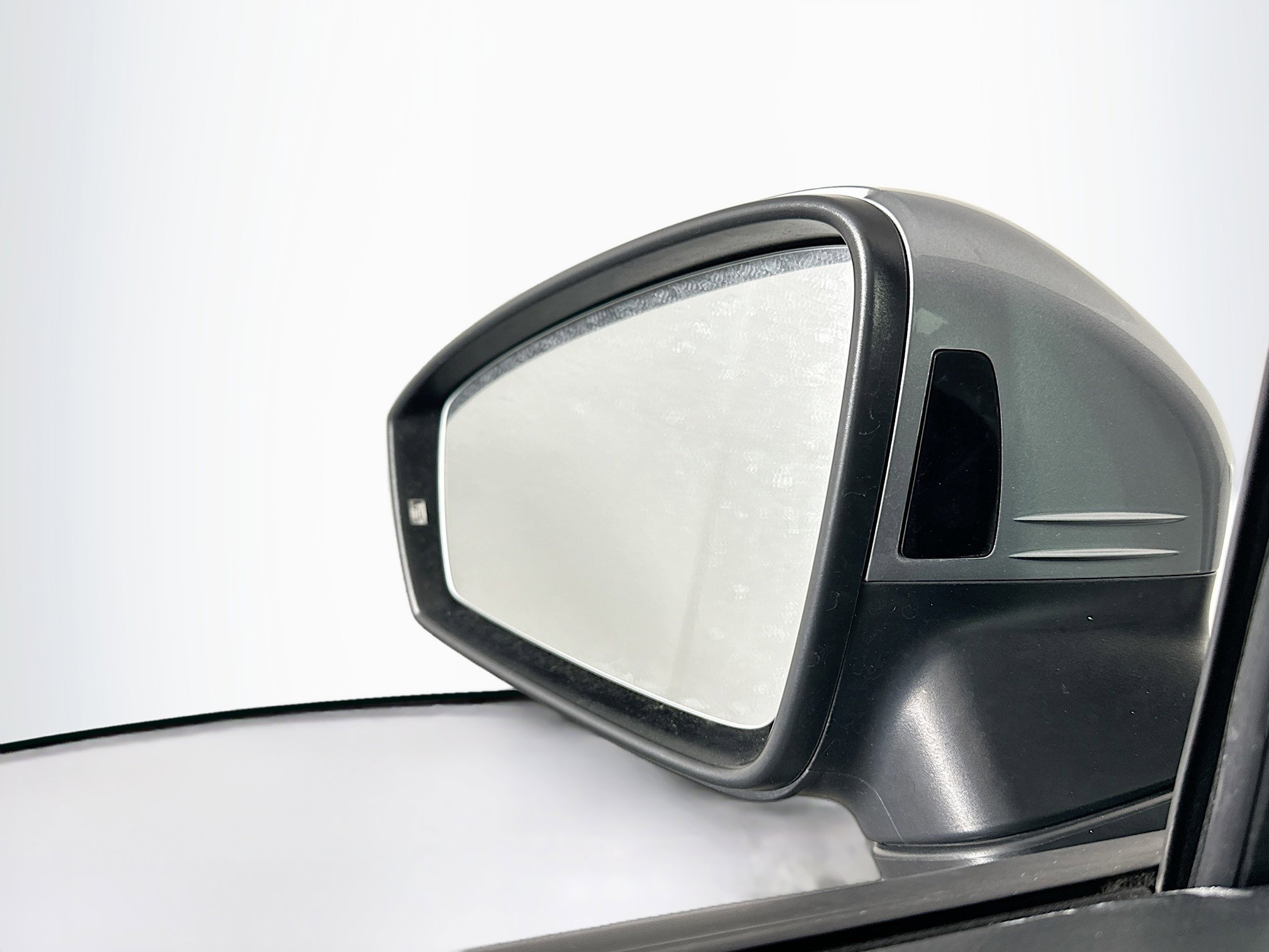 Used 2024 Volkswagen Tiguan Wolfsburg Edition image 16