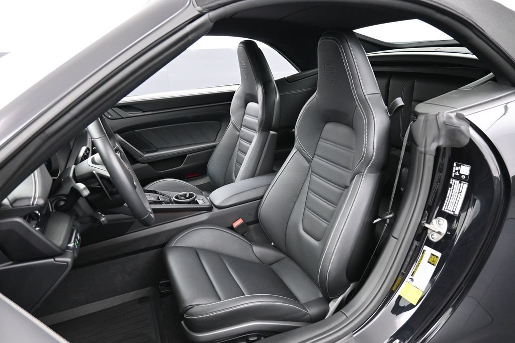 Certified 2026 Porsche 911 Carrera 4 GTS AWD/4WD image 5