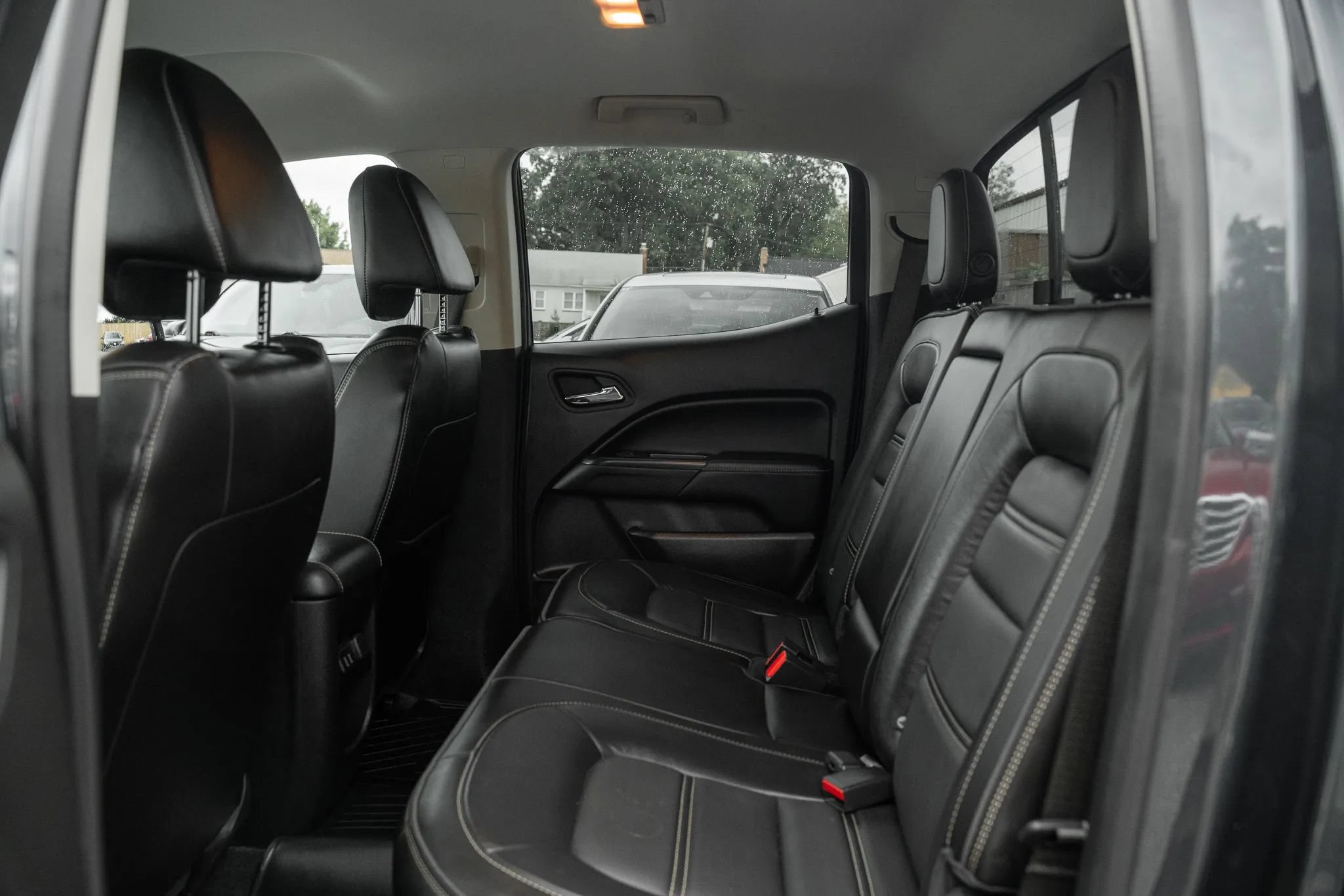 Used 2018 GMC Canyon Denali AWD/4WD image 9