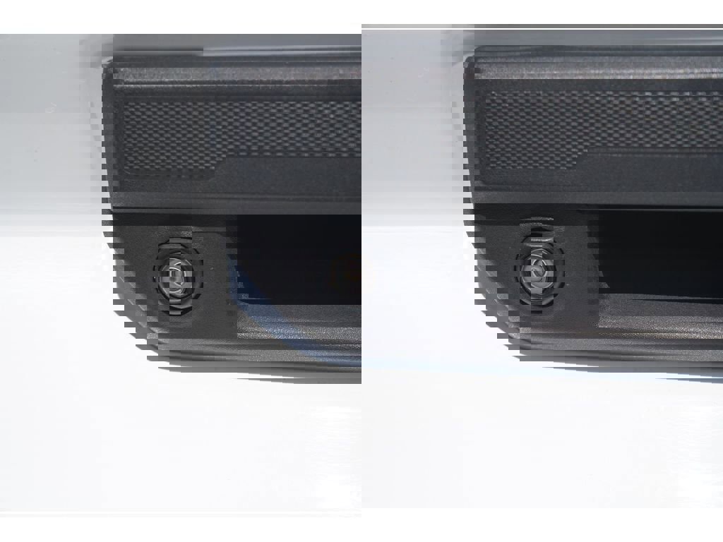 Used 2020 Chevrolet Silverado 1500 LT w/ Remote Start Package image 11