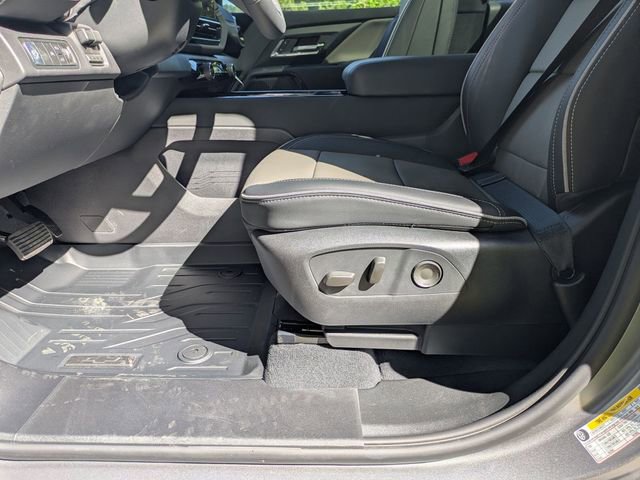 New 2026 Chevrolet Silverado EV Trail Boss w/ Premium Package image 11