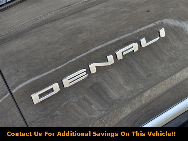 New 2026 GMC Yukon XL Denali w/ Sun & Power Step Package image 8