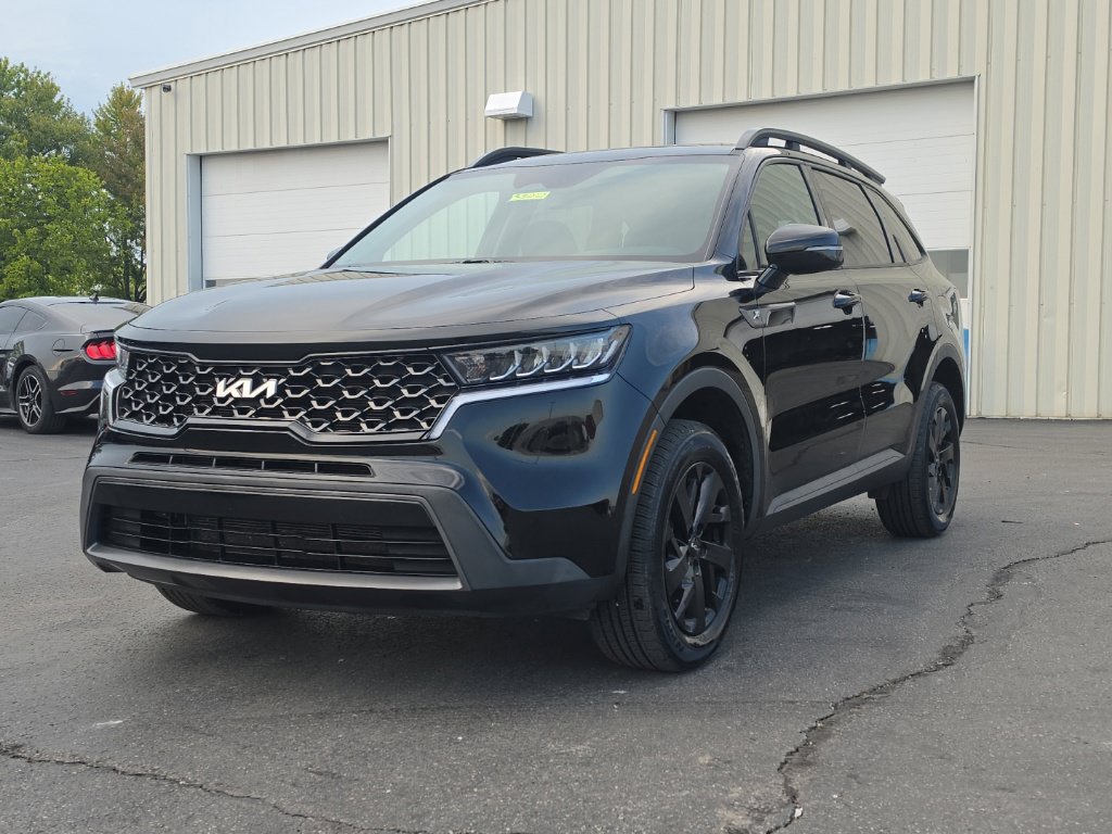 Used 2023 Kia Sorento S AWD/4WD image 3
