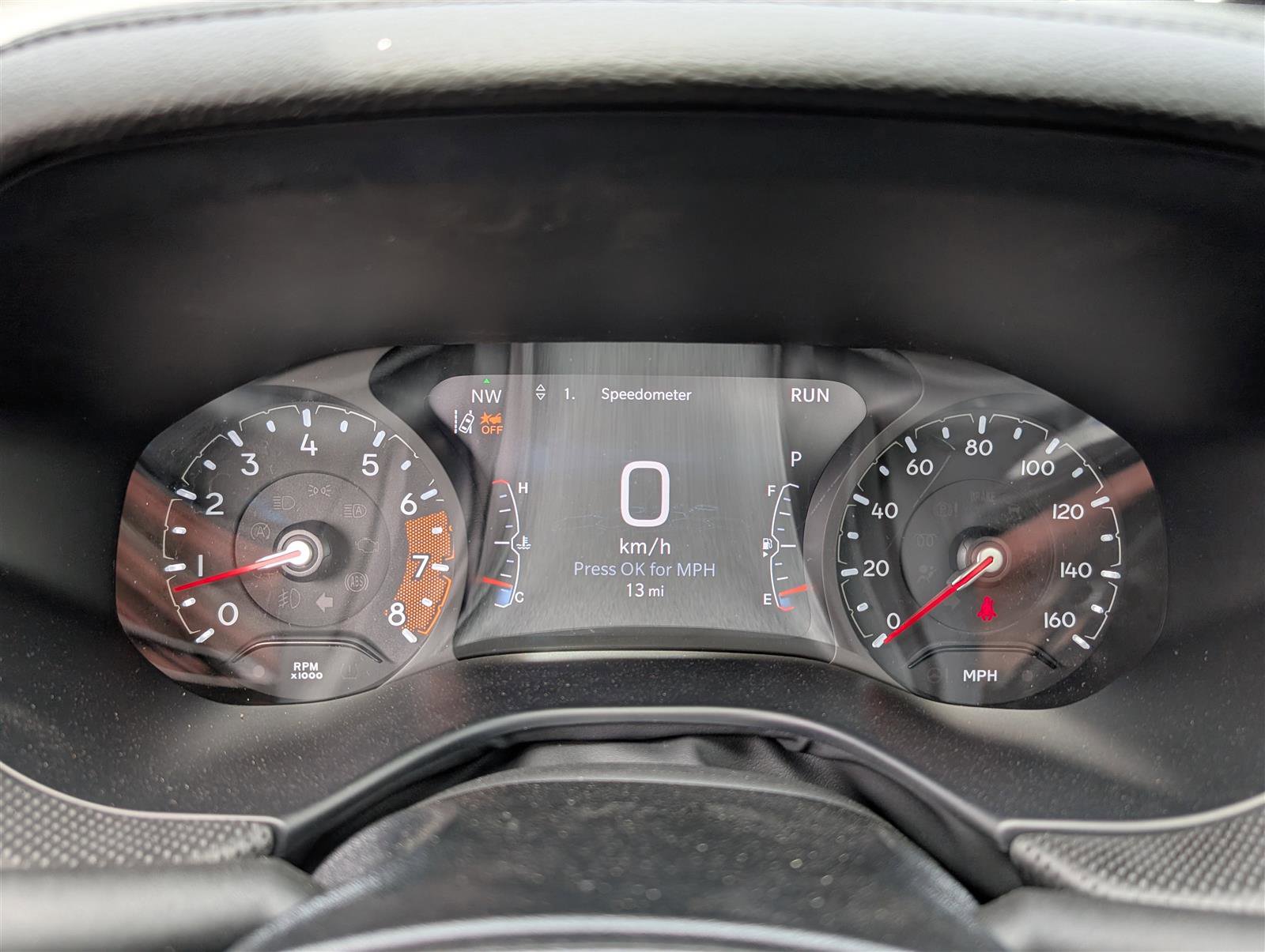 New 2025 Jeep Compass Latitude w/ Sun & Sound Group AWD/4WD image 26