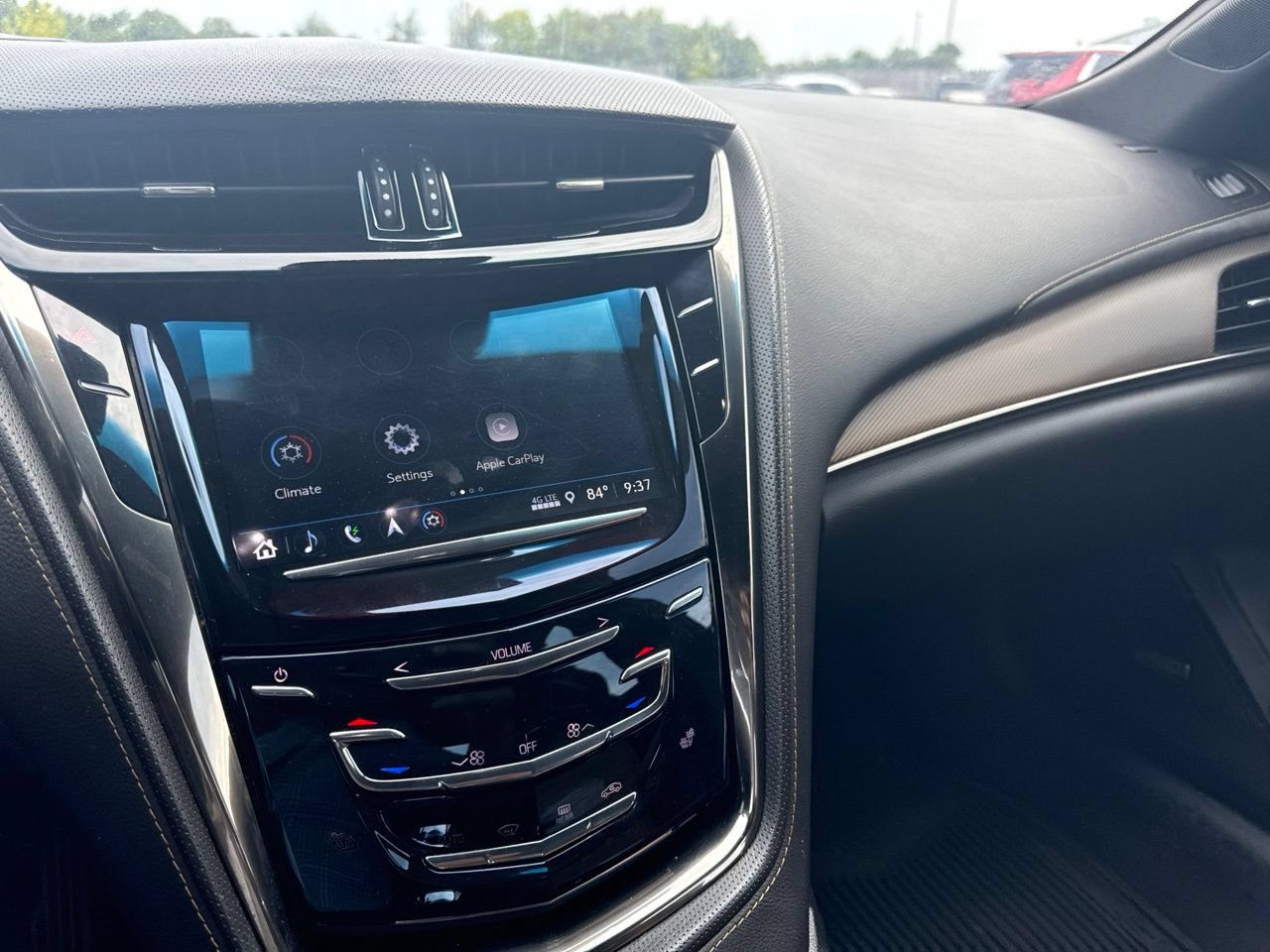 Used 2019 Cadillac CTS V w/ Luxury Package RWD image 17