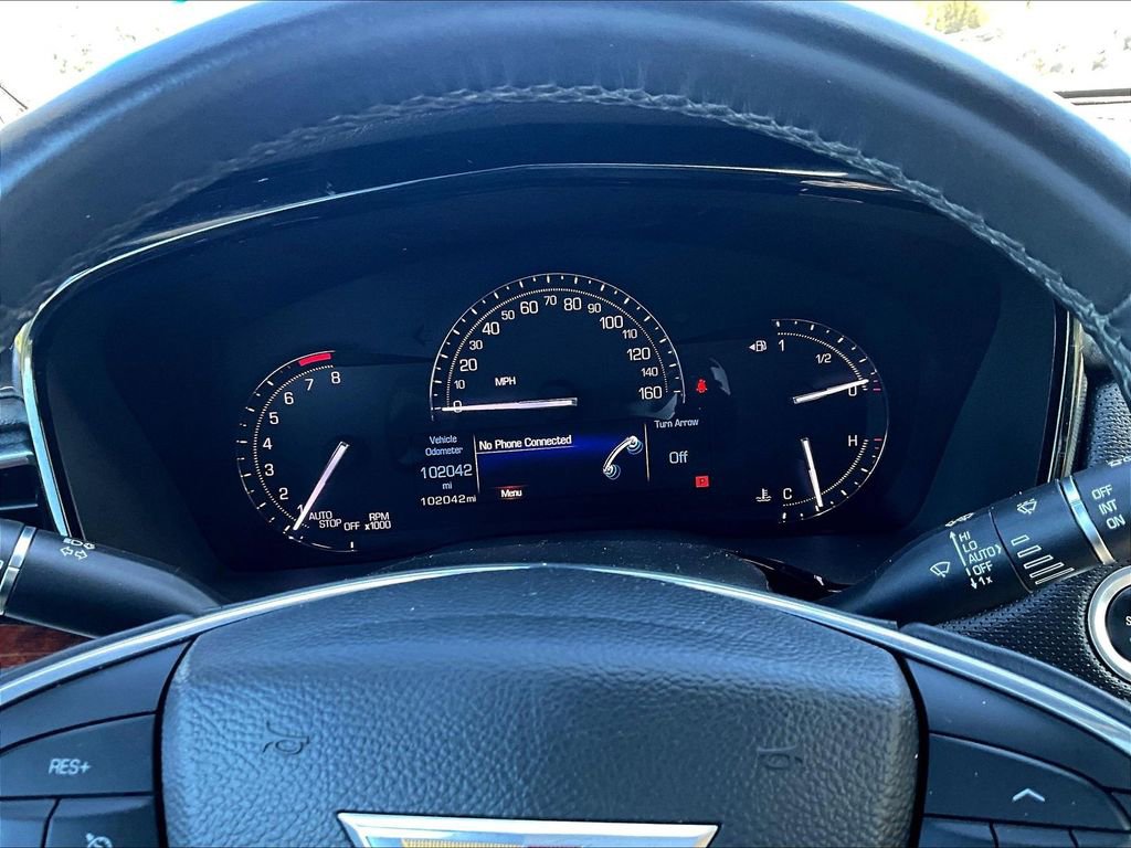 Used 2017 Cadillac XT5 Luxury w/ Driver Awareness Package image 18