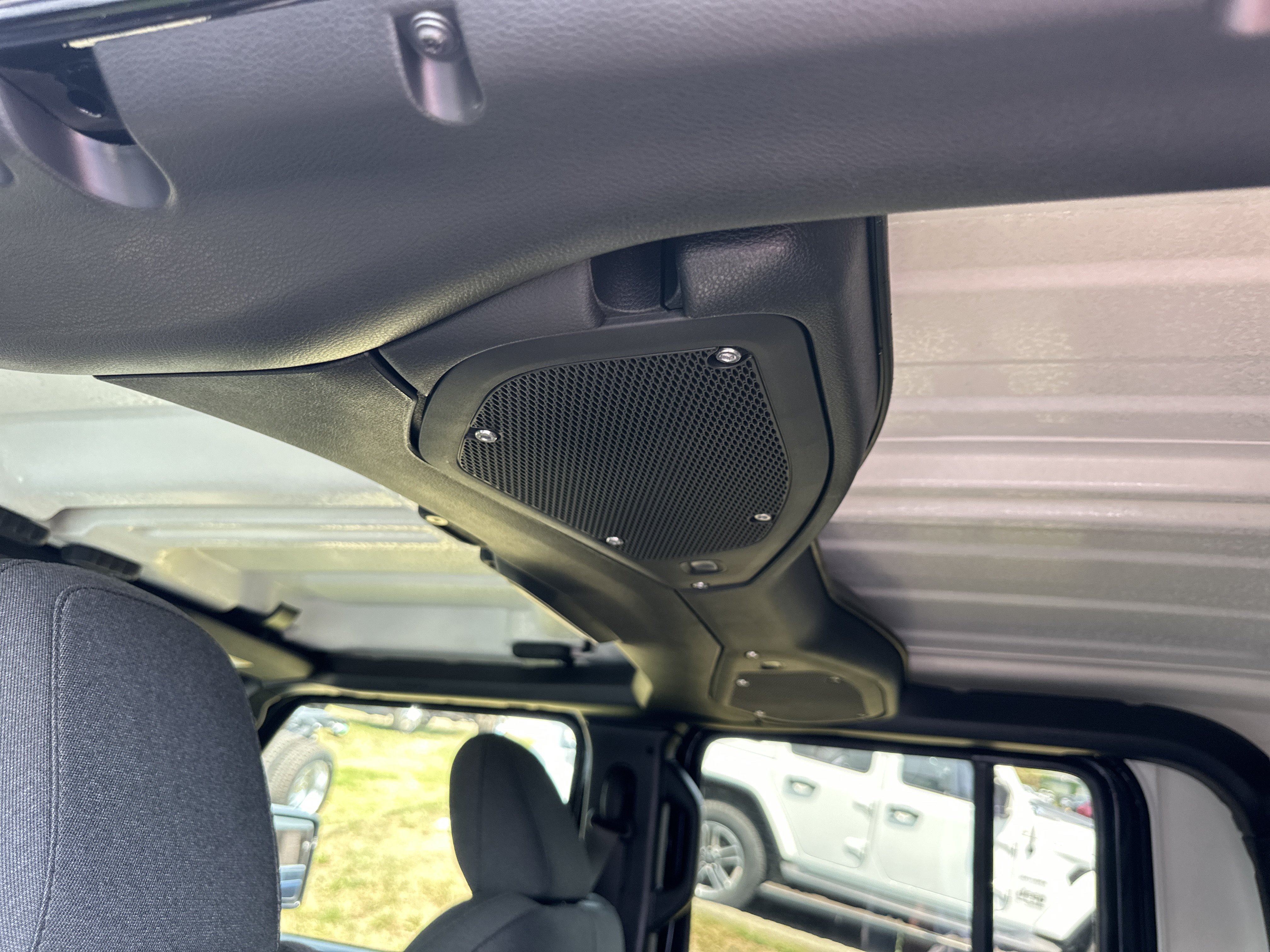 New 2026 Jeep Gladiator Sport AWD/4WD image 30