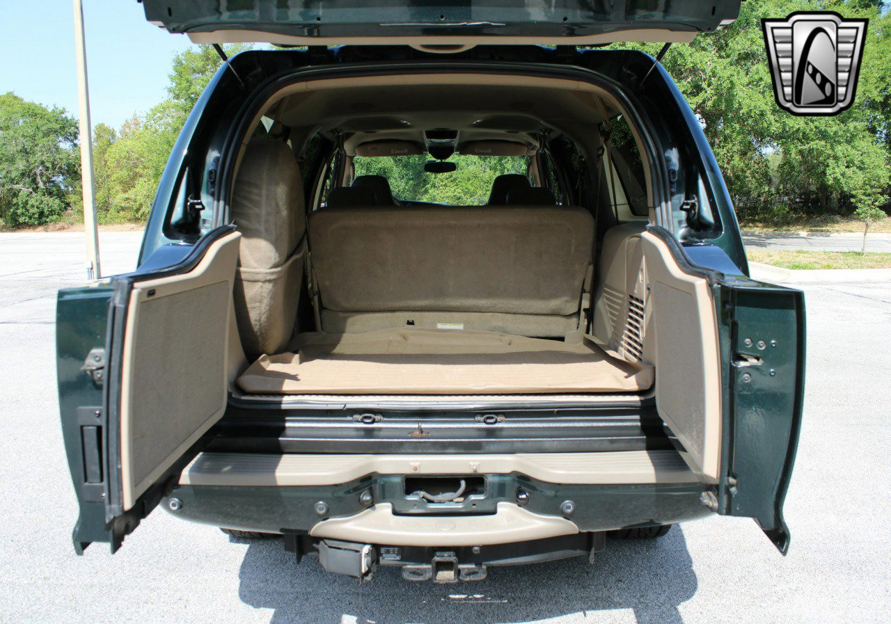 Used 2003 Ford Excursion Limited image 22