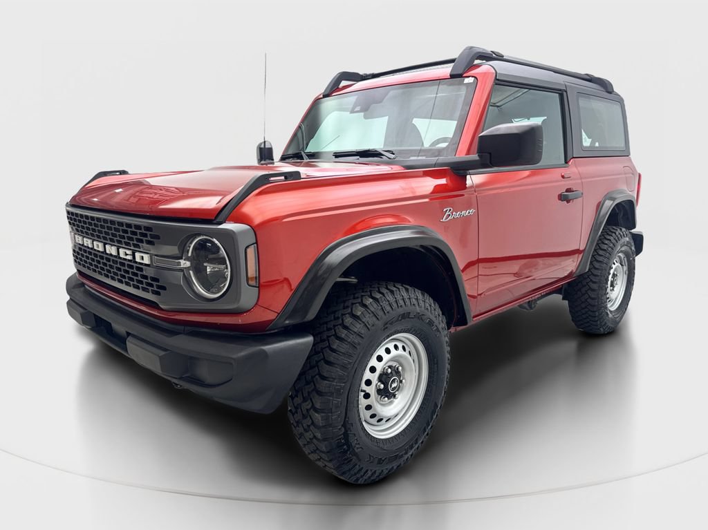 Used 2023 Ford Bronco 2-Door AWD/4WD image 2