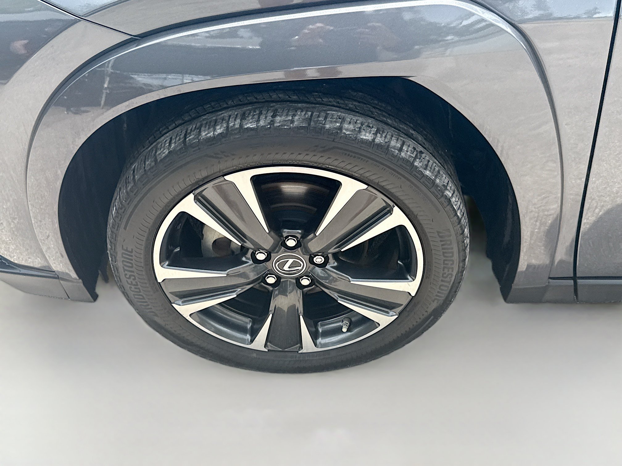 Used 2023 Lexus UX 250h FWD w/ Accessory Package (Z1) image 36