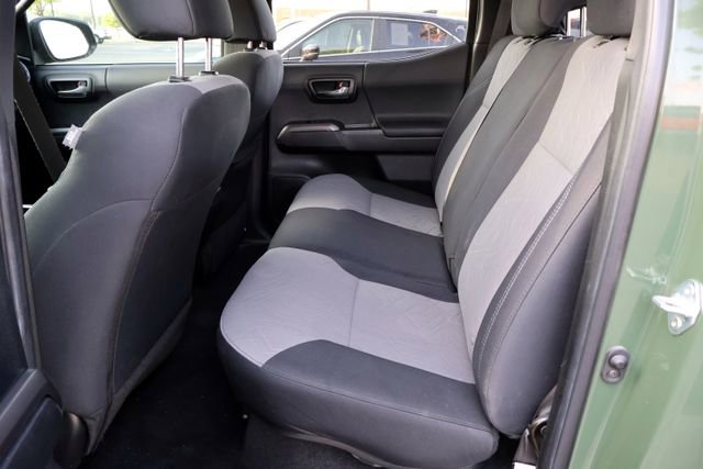 Used 2022 Toyota Tacoma TRD Sport image 26