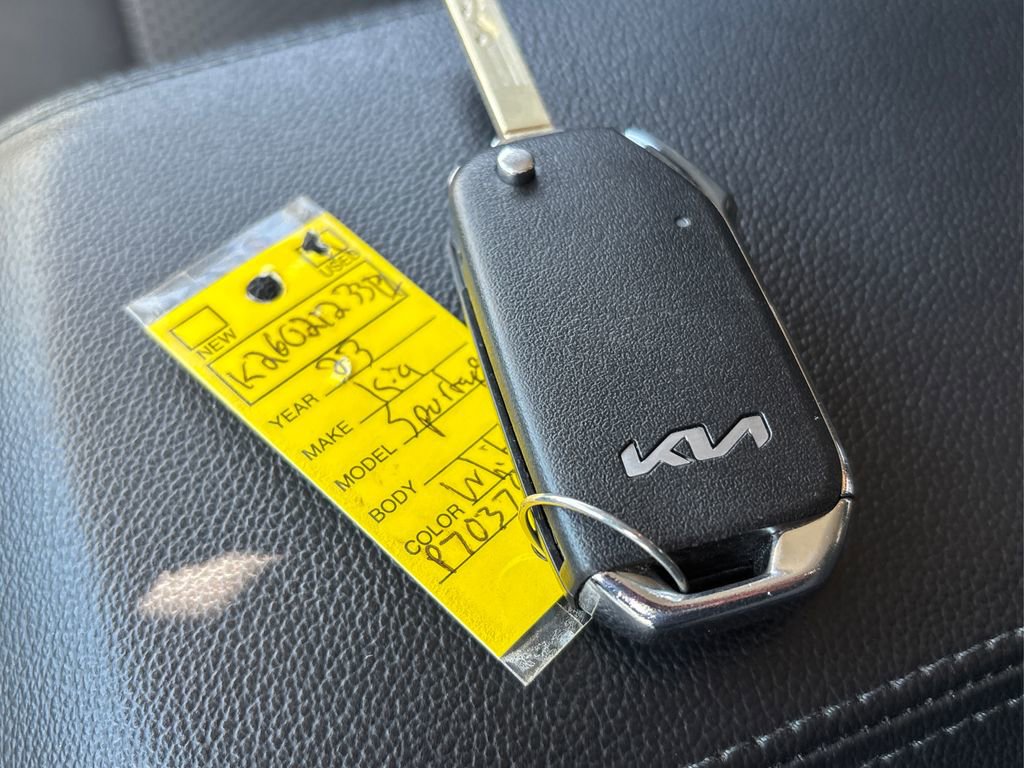 Used 2023 Kia Sportage LX image 33