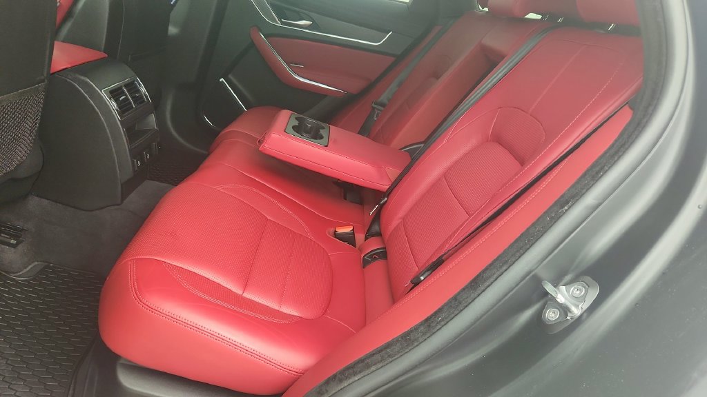 Used 2024 Jaguar F-PACE R-Dynamic S AWD/4WD image 25