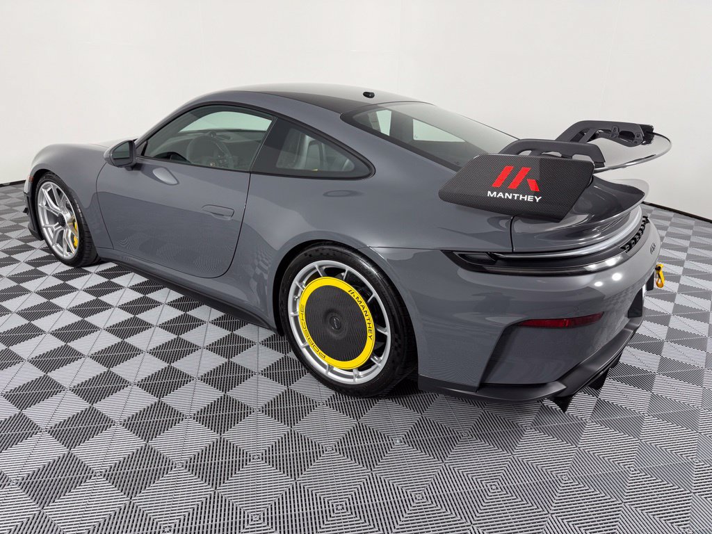 New 2026 Porsche 911 GT3 RWD image 3