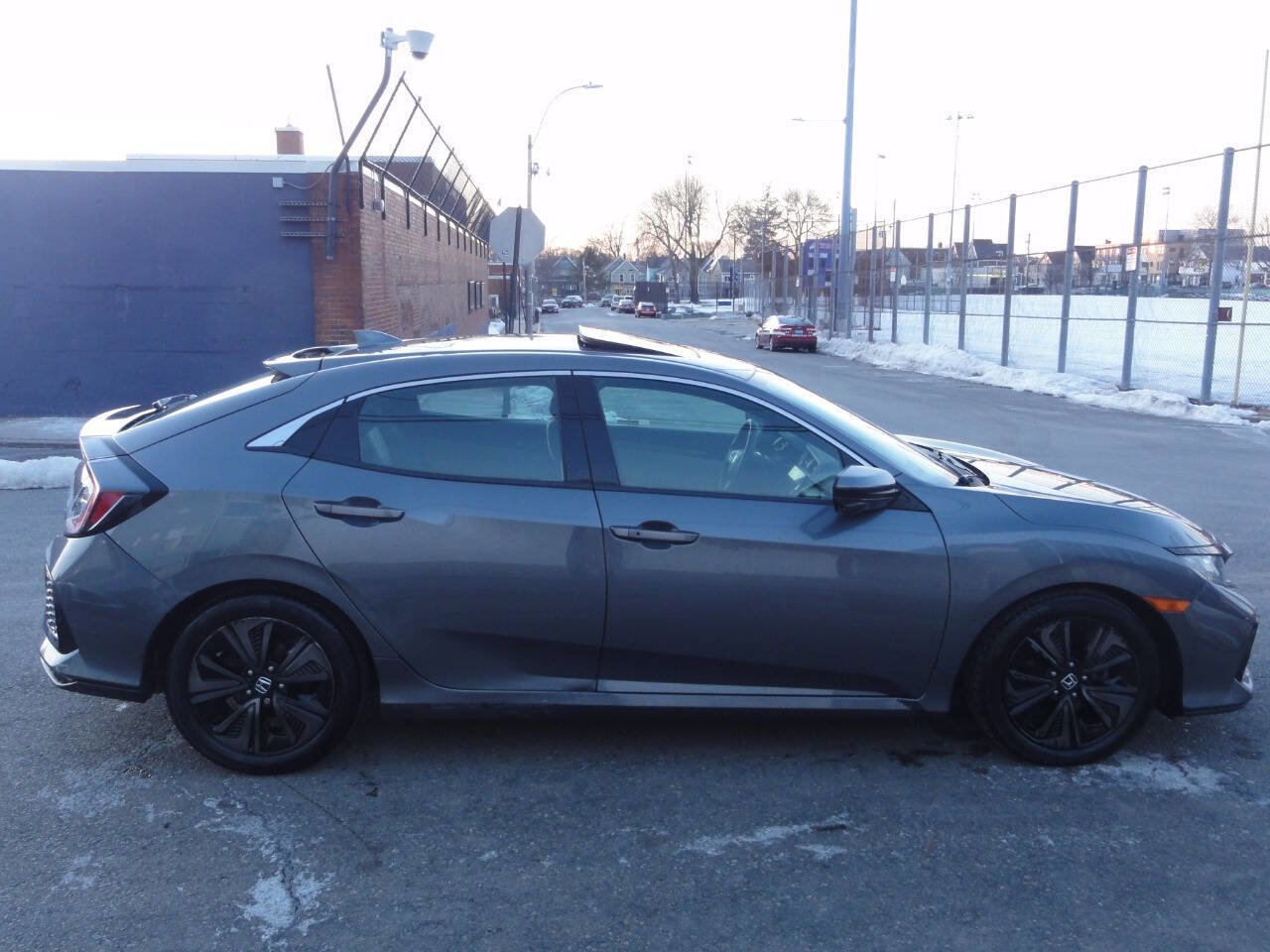Used 2018 Honda Civic EX image 5