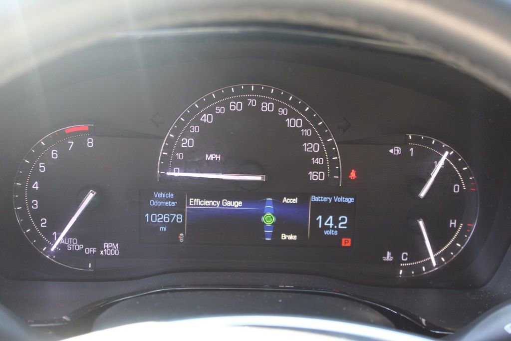 Used 2018 Cadillac XT5 Luxury w/ Driver Awareness Package image 6