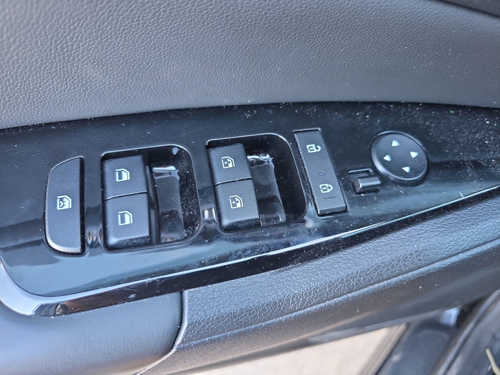 Used 2023 Kia Sportage EX image 27