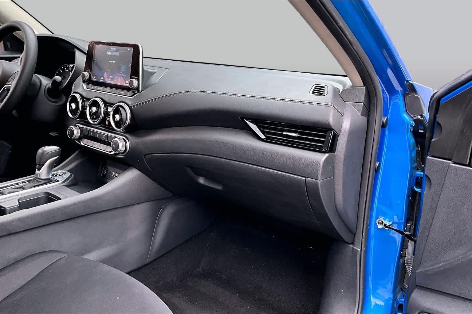 Certified 2024 Nissan Sentra SV FWD image 19