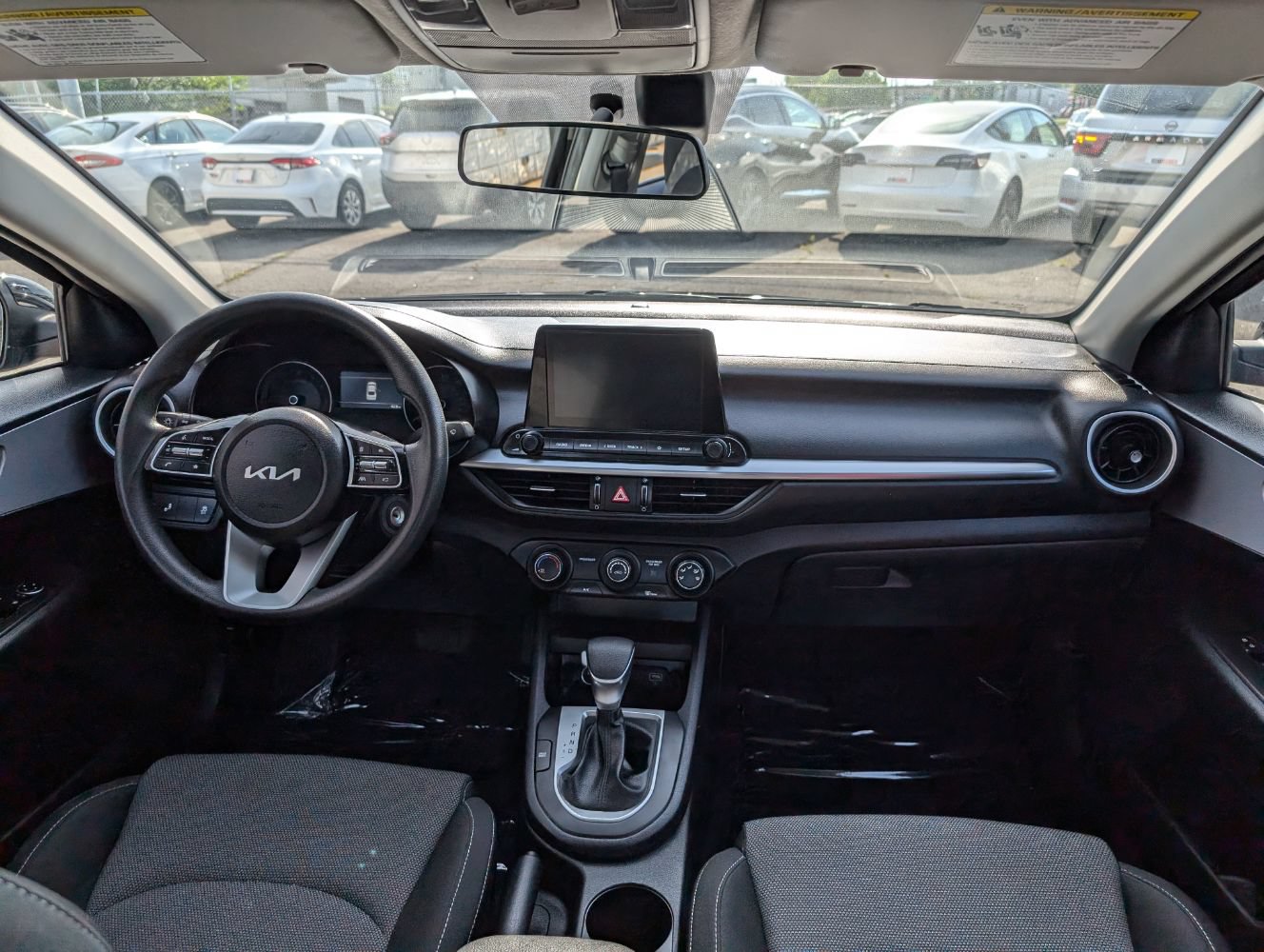 Used 2024 Kia Forte LXS w/ LXS Technology Package FWD image 14