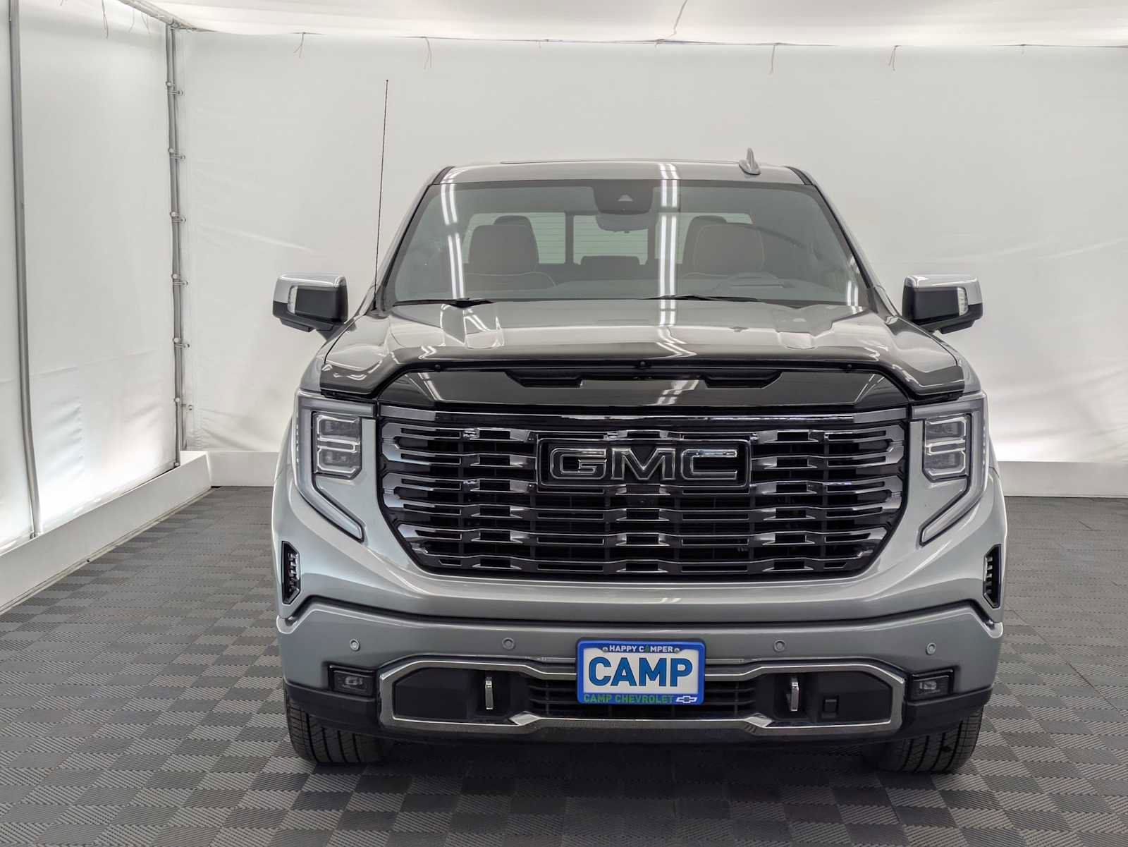 Used 2025 GMC Sierra 1500 Denali Ultimate image 9